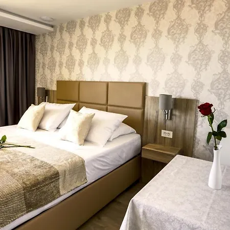 Lenka And Mate Ivanac Apartment *