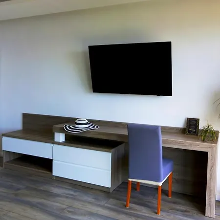 Lenka And Mate Ivanac Brela