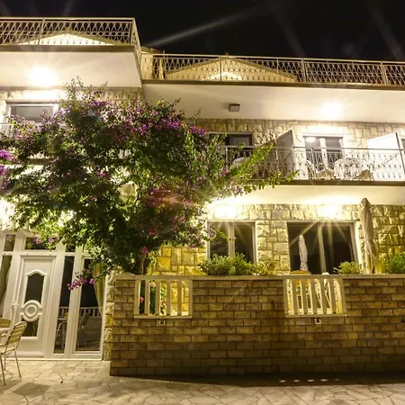 Lenka And Mate Ivanac *