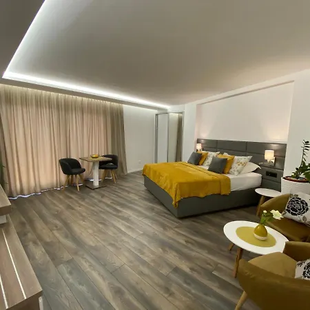 Lenka And Mate Ivanac Apartment *