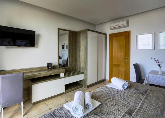 Lenka And Mate Ivanac Lägenhet *