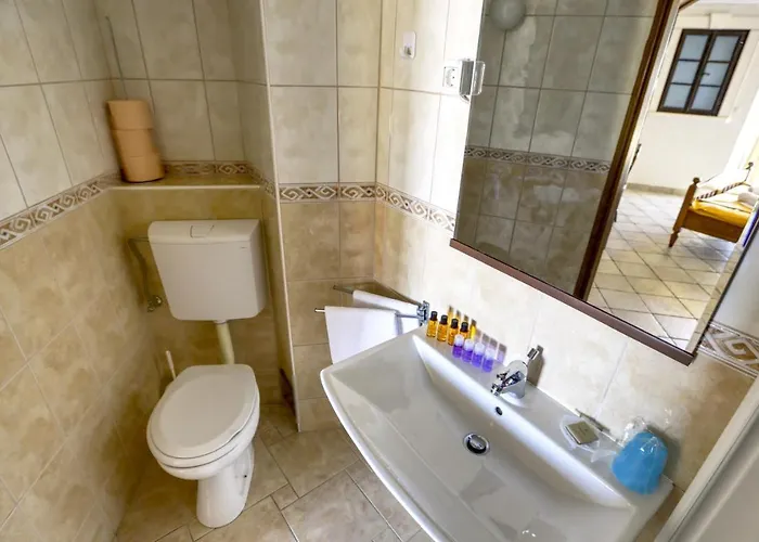 Lenka And Mate Ivanac Lägenhet Brela